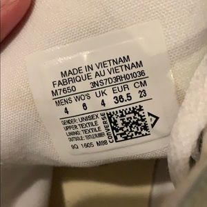 Gently used women’s Converse high tops